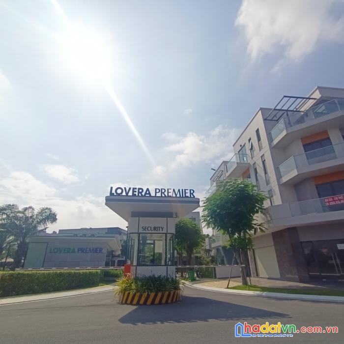 Bán gấp nhà phố liền kề cao cấp khu dân cư phong phú 4