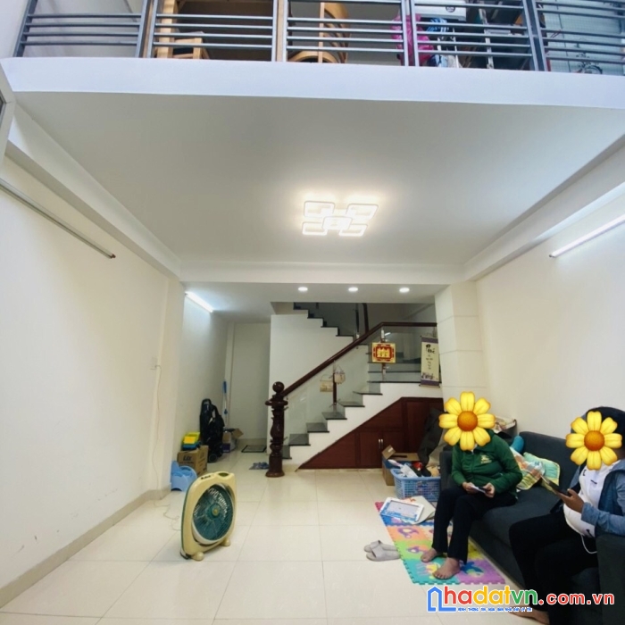 Bán nhà gần nhà thi đấu lãnh binh thăng phường 8 quận 11 4x12 hxh giá 4 tỷ 4