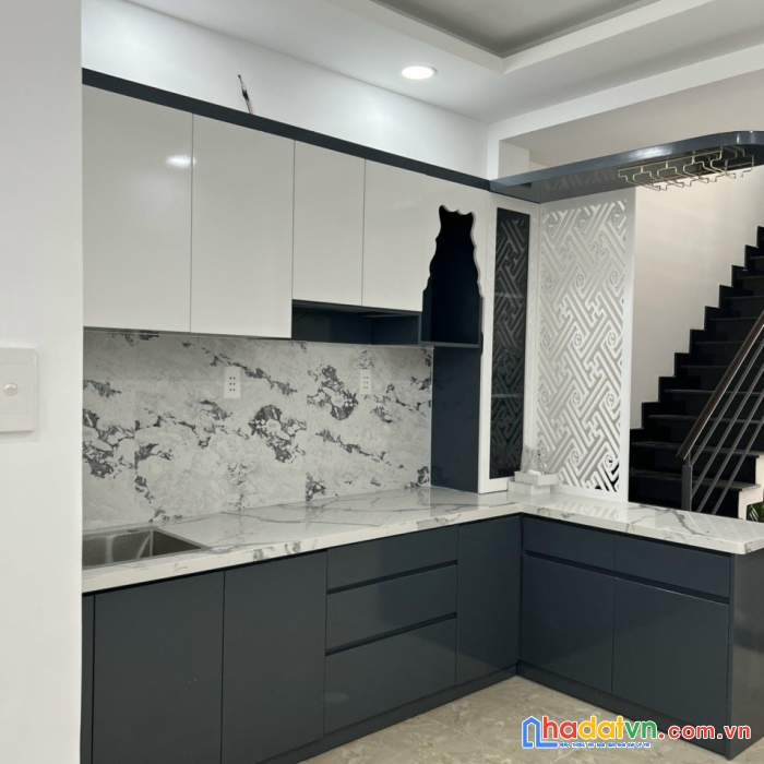 Nhà mới,nở hậu hẻm trần xuân soạn p. tân hưng q7. trệt, 2lầu. giá 6,2 tỷ tl ít