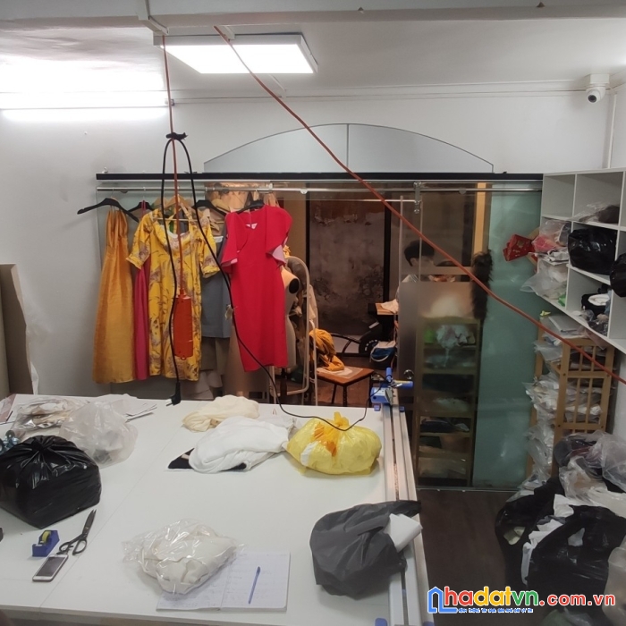 Bán gấp nhà phố quốc tử  giám hà nội  62m*5 tầng mt 6,8m chỉ 4,03 tỷ