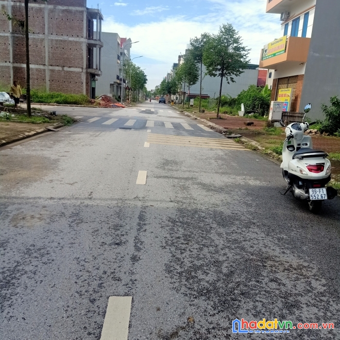 Bán lô đất dự án dmc thông 2 đầu view vườn hoa, tt hồ, thuận thành, bắc ninh, giá 3,3 tỷ