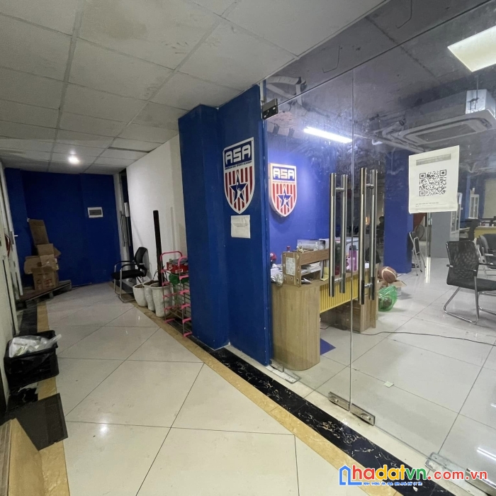 Bán tòa nhà văn phòng ngõ 127 văn cao- ba đình - 150m2 mặt tiền 9m.