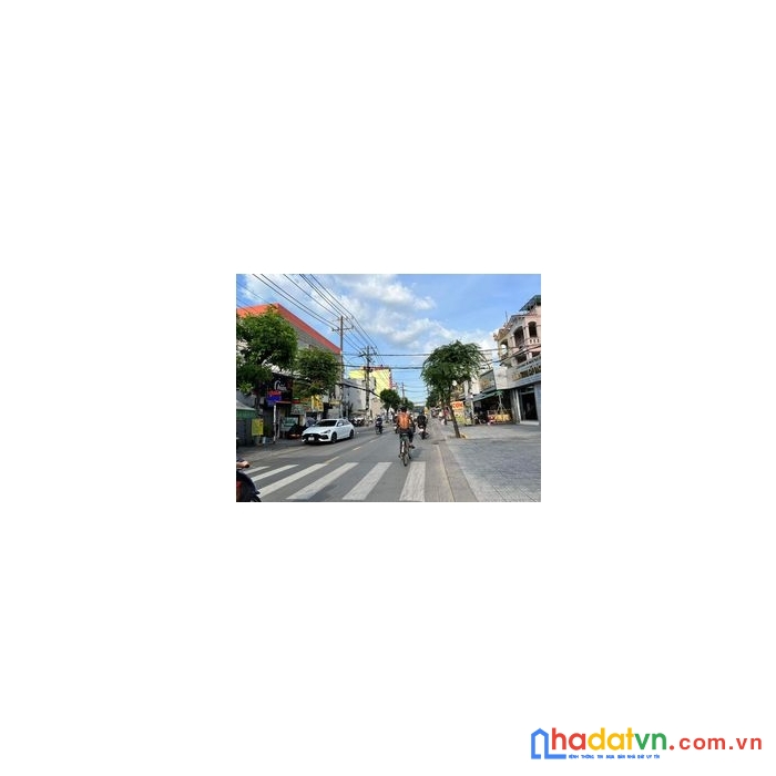 Bán mt chợ nguyễn văn quá, 120m2, chỉ 10 tỷ.