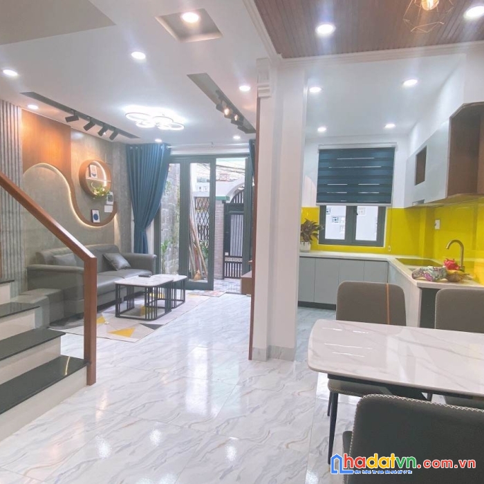 Nhà đẹp, hiện đại, trẻ trung trần cao vân, giáp hải châu, giá rẻ