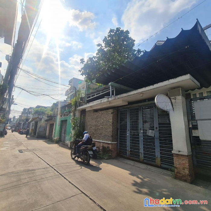 Bán gấp nhà mặt tiền đường 100 bình thới  quận 11 - ngay vòng xoay lê đại hành + âu cơ + lữ gia -