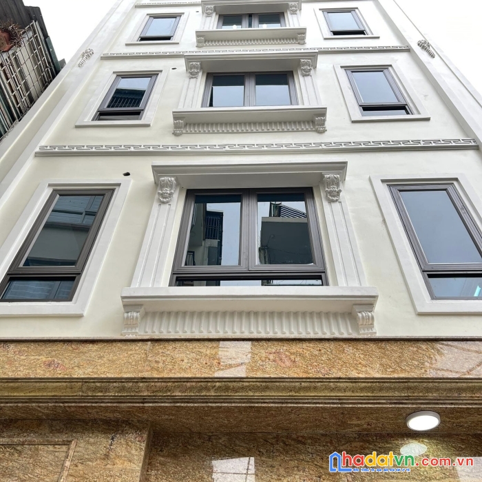 Nhà đẹp vũ tông phan 50m2 mặt tiền 6.2m thang máy gara kinh doanh tặng nội thất