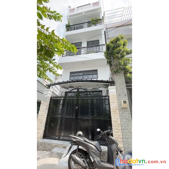 Bán gấp nhà  quận 10 - ngay sân vận động thống nhất .
nhà đẹp 4 tầng btct - không lộ giới quy