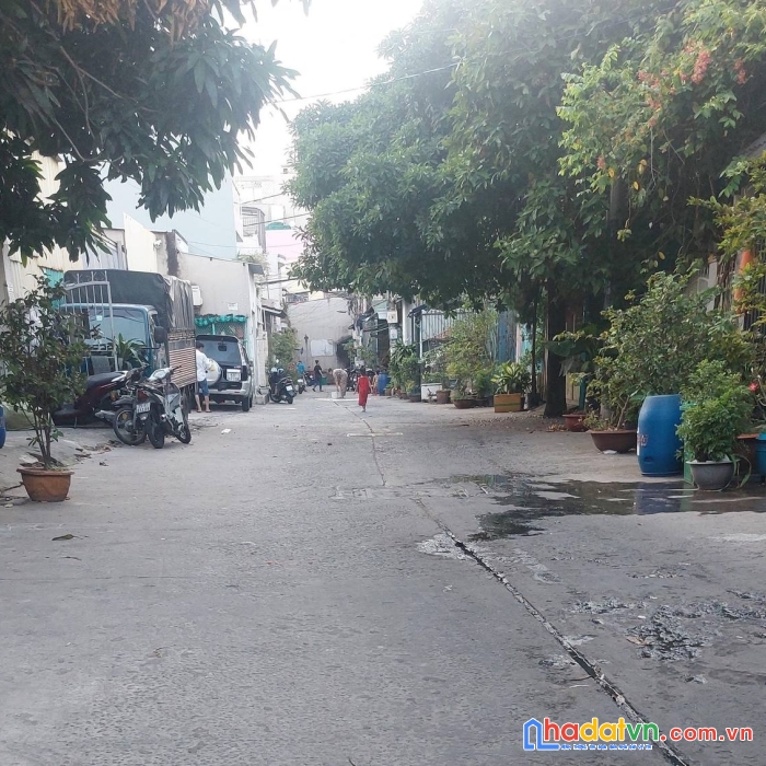 Bán nhà 4 tầng đường lê văn quới, hèm 10m, 129m2 chỉ 12.5 tỷ