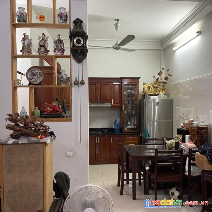 Chính chủ bán căn tân mai 35m2 x5t giá chỉ 3.1 tỷ,ở luôn