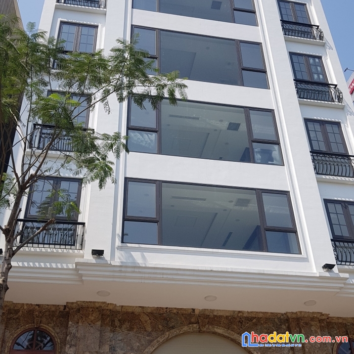 Cần bán nhanh nhà mới 7 tầng mặt phố hoàng ngân cầu giấy kinh doanh 11 tỷ.