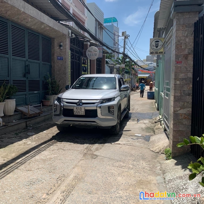 Bán nhà 2 tầng hẻm xe hơi huỳnh tấn phát, quận 7 giá chỉ 2,4 tỷ