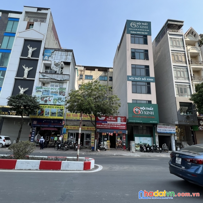 Bán 150m2 đất 10m mặt phố ngã tư vạn phúc, hà đông, giá thương lượng.