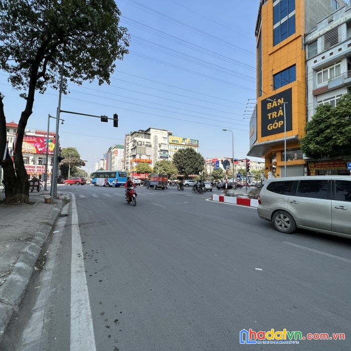 Bán 10m đất đấu giá mặt phố vạn phúc 150m2, ngay gần ngã tư, hà đông