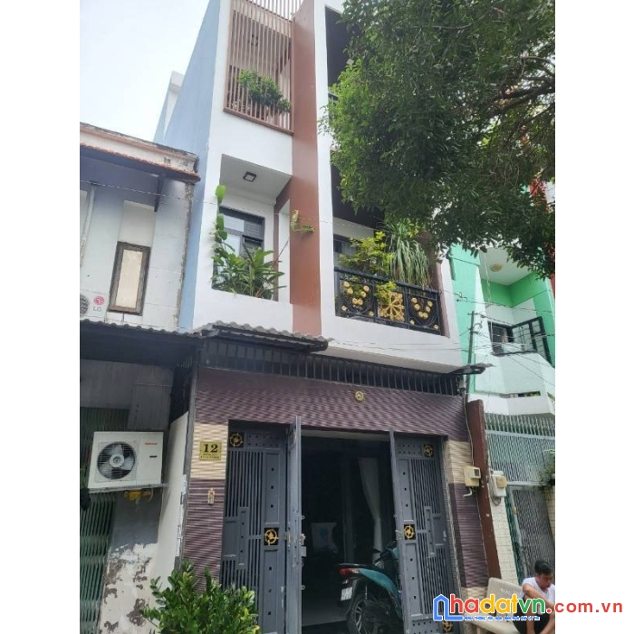 Bán nhà mặt tiền (ni sư huỳnh liên)đường số 4, phường 10, quận tân bình, tp.hcm