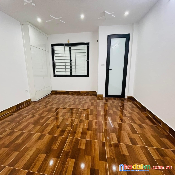 Bán nhà ngõ 22 tôn thất tùng, mới, ở ngay, thoáng sáng, 34m2x5 tầng, chỉ 3.89 tỷ