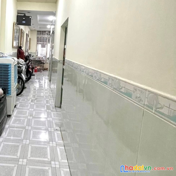 Bán nhà đường cao lỗ, 80m2, 3t4, trung tâm chung cư, p4q8.