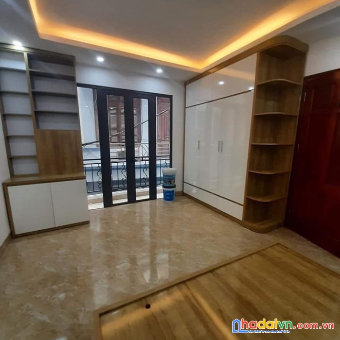 Mới kính koong - đường 19/5 văn quán lô góc 3 thoáng, nhà đẹp 5 tầng, mt 5m chỉ 4,15 tỷ. lh tôi