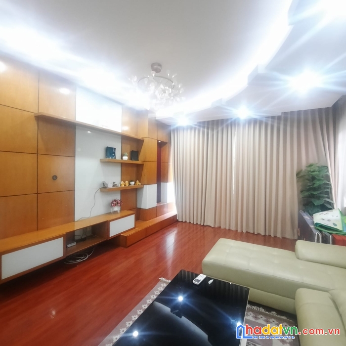 Nhà đẹp nguyễn trãi 81m2 mặt tiền 5m lô góc-phân lô-văn phong-kinh doanh-gara