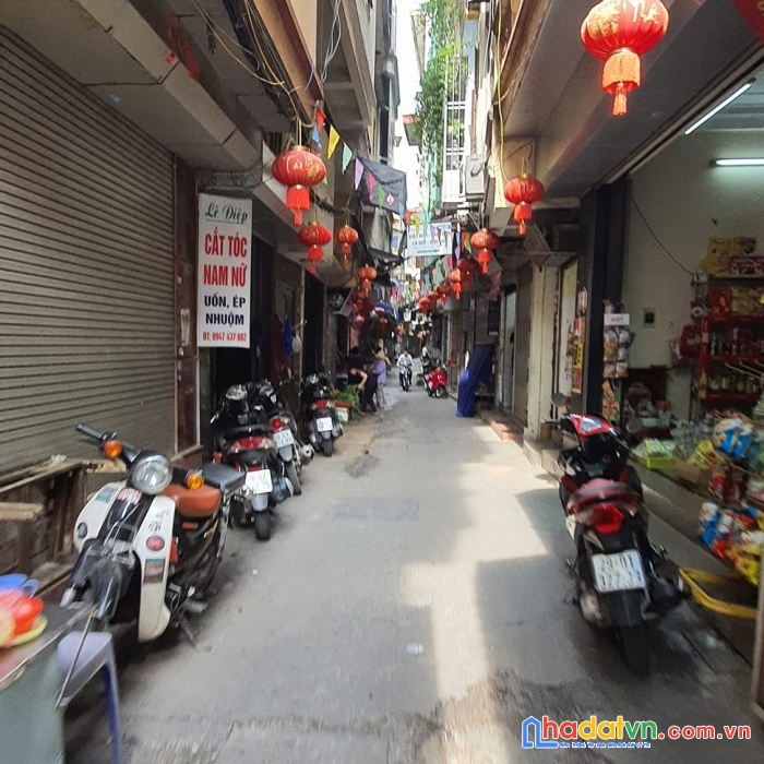 Bán nhà   bạch mai 45m2 -3 tầng- 2.52 tỷ ngõ ba gác 30m ô tô