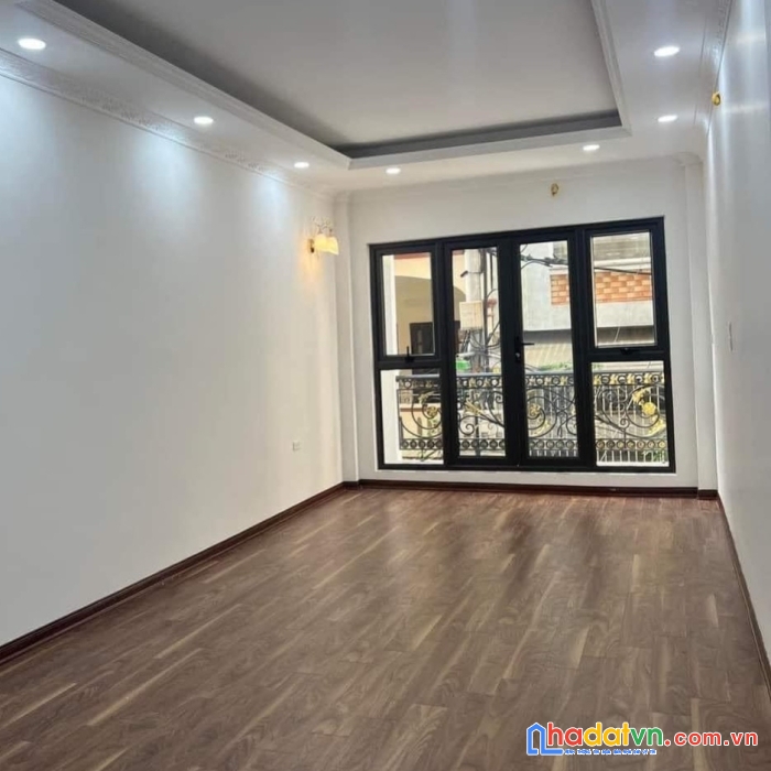 Nhỉnh 6 tỷ có nhà mới đón tết, ô tô ngủ trong nhà phố bùi huy bích, hoàng mai