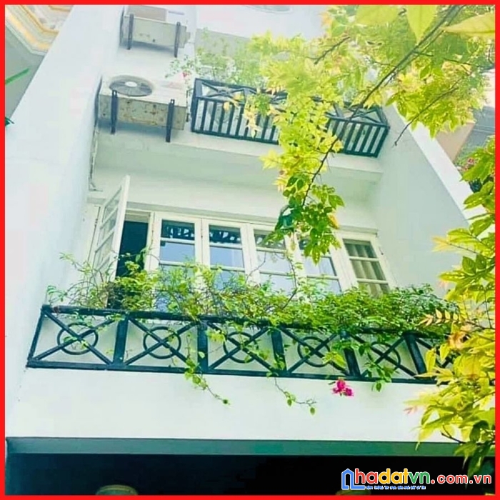 Bán nhà ngõ 135 đội cấn, 35m2 mt 4m 6.8 tỷ, kinh doanh - mặt hồ - ô tô tránh (lp48)