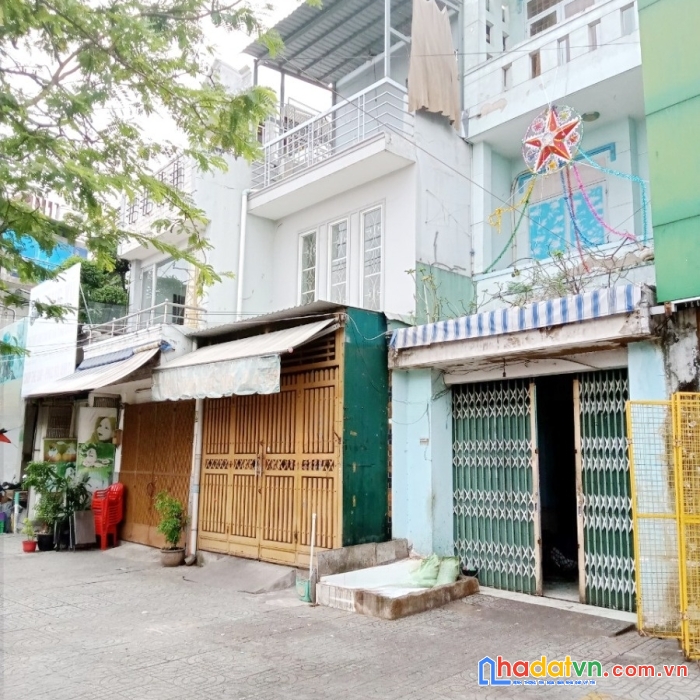 Cho thuê mặt bằng đường phạm thế hiển p4q8 - 15 triệu / tháng
