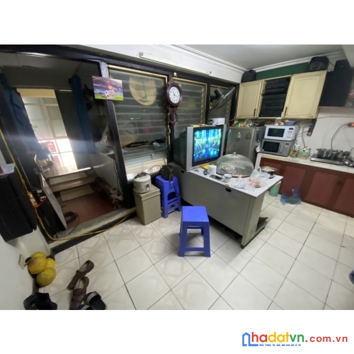 Bán nhà mặt phố quận hai bà trưng 44m2, mt 4.5m, 16.5 tỷ ô tô kinh doanh