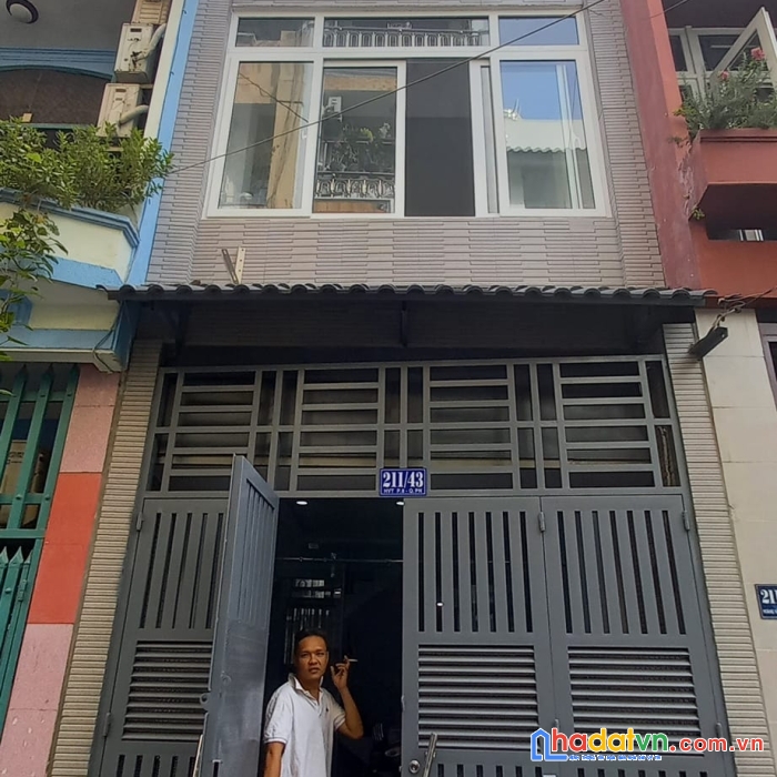 Cho thuê nhà nguyên căn, đối diện khách sạn tân sơn nhất, phù hợp ở và làm công ty