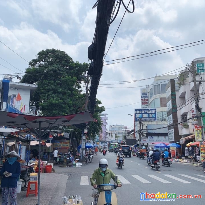 Chủ ngộp giảm 3.5 tỷ bán gấp mặt tiền phan văn trị  dtcn sàn 450m-6t- 3.7m nở hậu 4x24 -19 tỷ còn