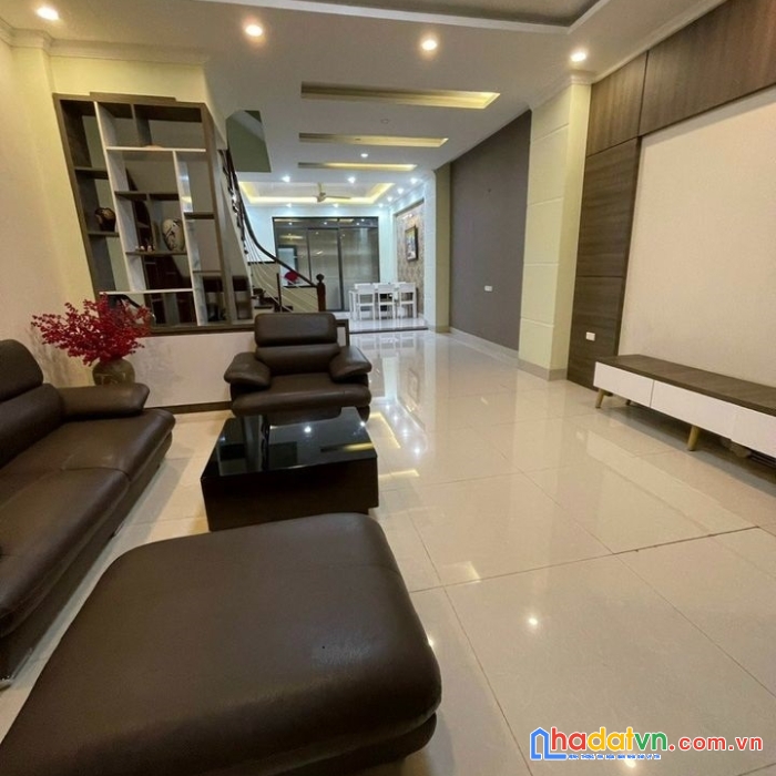 Nhà hồ hạ đình rất cần bán gấp, 50m2x5t, ô tô kinh doanh nhỉnh 11 tỷ