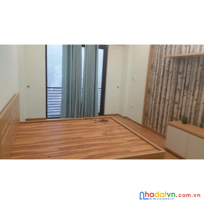 Cc cần bán nhà đại mỗ, nam từ liêm 50m2 ngõ to nhỉnh 3 tỷ 0987866900.