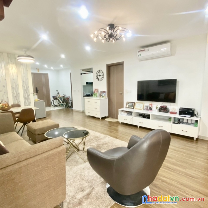 Cho thuê căn hộ tầng cao toà l4 ciputra the links view sân golf