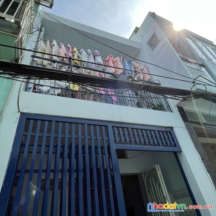 Bán nhà sát hxh võ duy ninh bình thạnh- 3.2x8m-2 tầng- chỉ nhỉnh 2 tỷ x