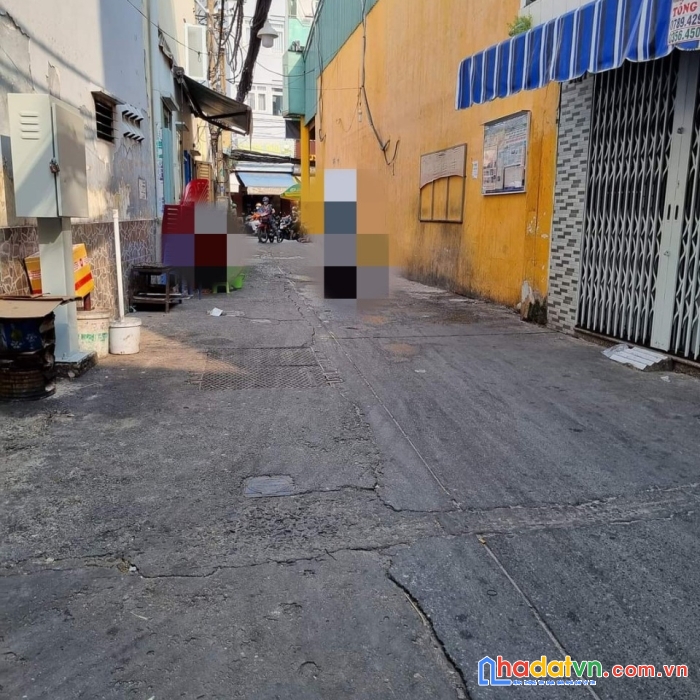 Bán nhà khu dân cư hiện hữu quận 4