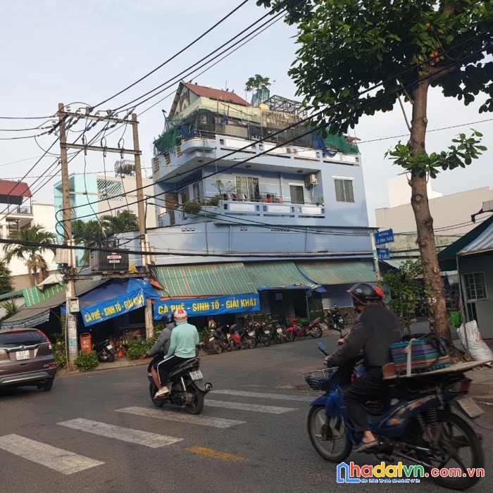 Nhà mtkd gần aeon, tân phú, 60m2, 3 tầng, nhỉnh 7 tỷ.