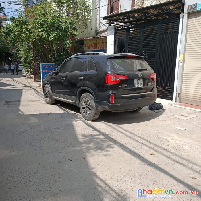 1 nhà ra ô tô tránh – khương trung nhà đẹp ở luôn – 50m*5 tầng – mt;5m, giá 5.5 tỷ.