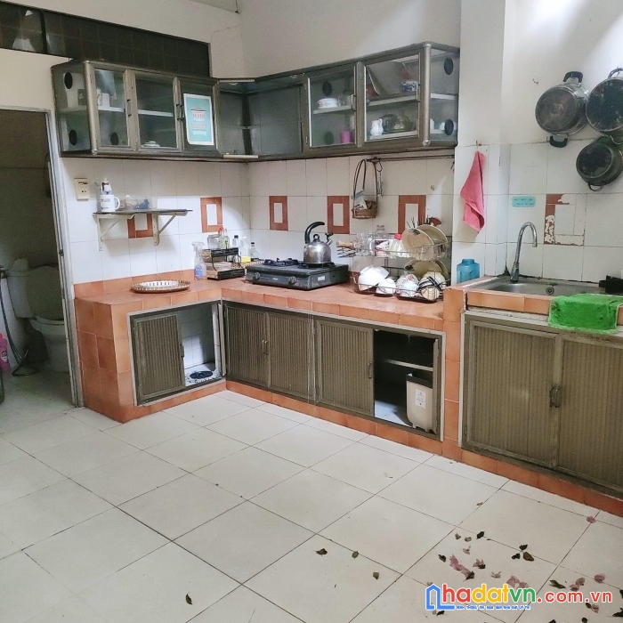 Bán nhà 1 đời chủ hồ biểu chánh - phú nhuận, dt: 6x14m , 2 tầng, 4pn, 8.9 tỷ
