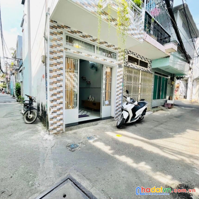 Nhà bán quang trung, ngay ngã 5, hẻm xe hoi, chỉ 2 tỷ 85 tặng nội thất