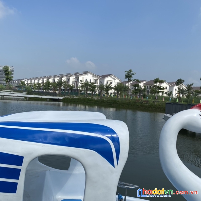 Biệt thự song lập 180m2 đẳng cấp tại centa riverside từ sơn chỉ từ 46tr/m2 - 0394718755