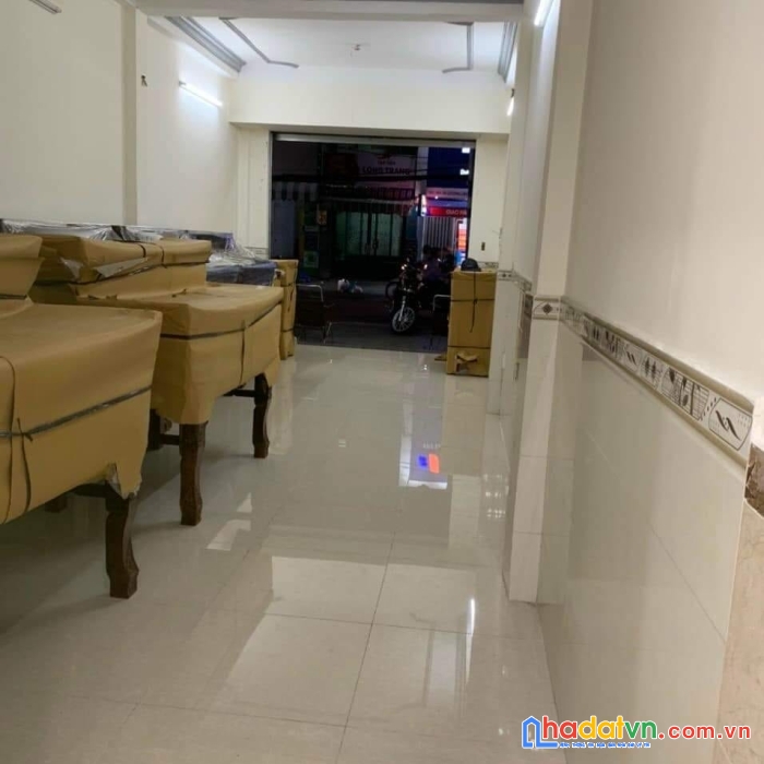 Mặt tiền kinh doanh -âu dương lân quận 8-50m2-4 tầng giá 15 tỷ