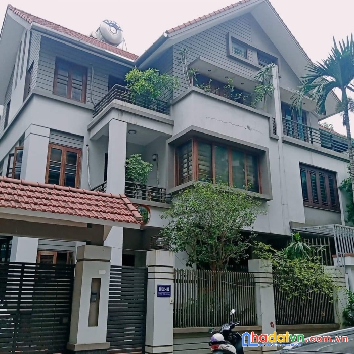 Biệt thư lô góc 380m2, 5t, 1 hầm, lô góc 3 mặt tiền tại vạn phúc hà đông.