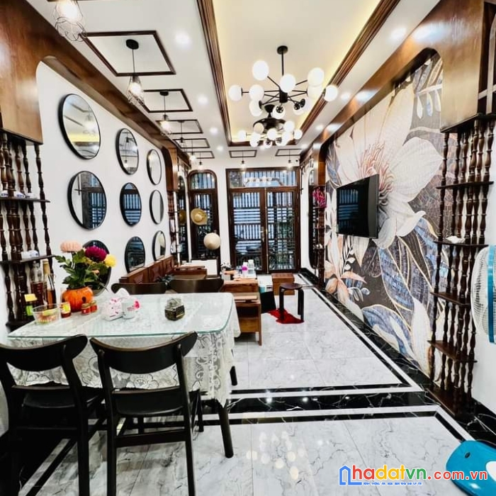 Bán nhà đẹp như khách sạn phố thụy khê -tây hố 5 sao 6 tầng *giá 4.75 tỷ.