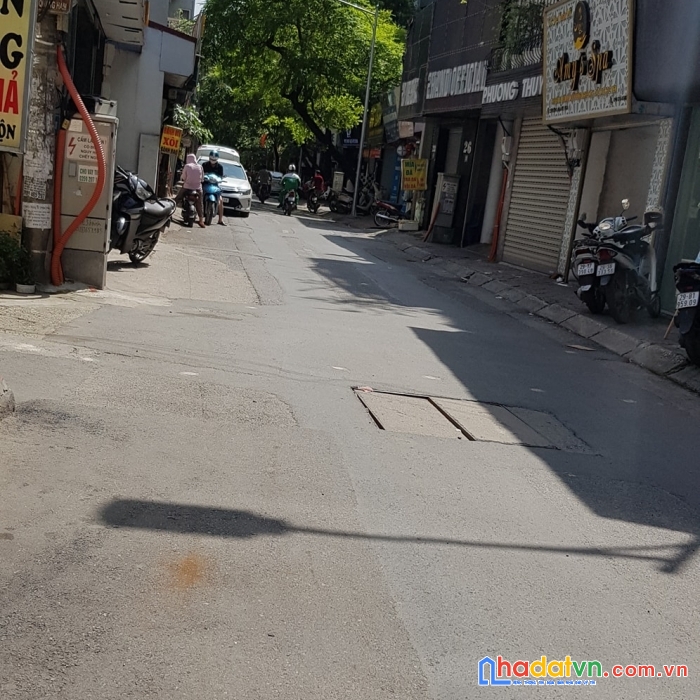 Bán nhà dương quảng hàm - tt cầu giấy mặt phố - diện tích rộng 180m2 - quy hoạch ổn định – giá 19
