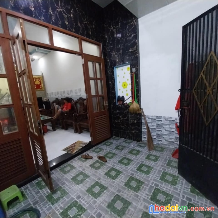 3 tỷ3- 2 tầng 3.6 x 13.5 sát hẻm ô tô p16 lê hoàng phái - p16 - gò vấp