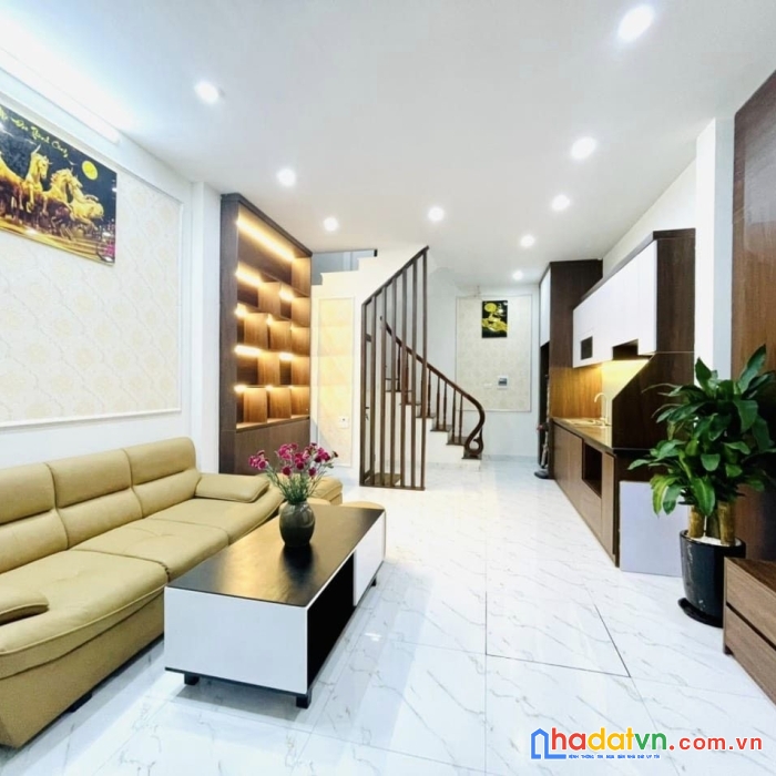 Bán nhà khương đình 38m giá 3.6 tỷ - full nội thất- gần ô tô