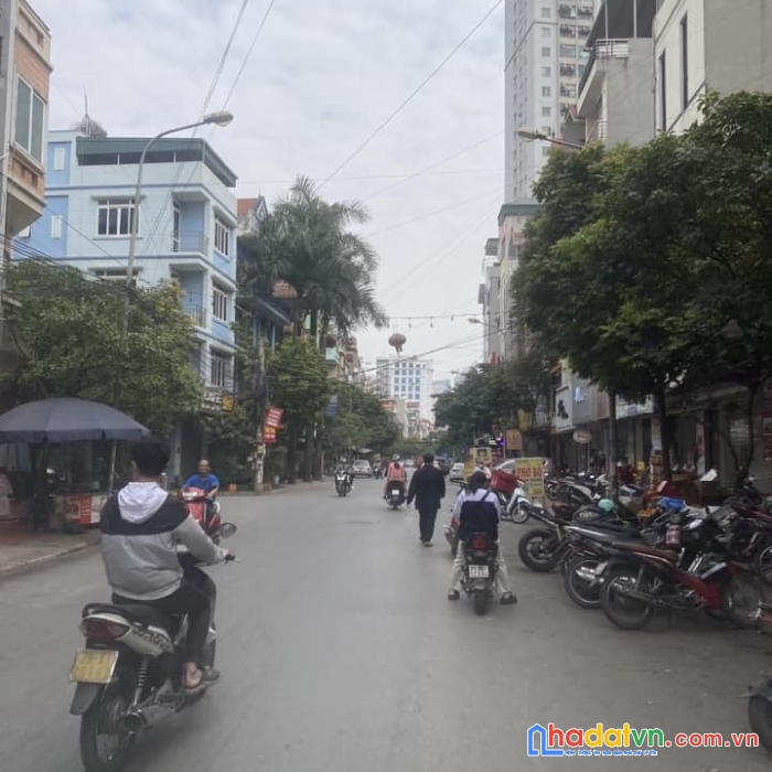 Bán nhà ngô thì nhậm, hà đông, 125m2, mt8m, ô tô đường 10m, nhỉnh 17 tỷ