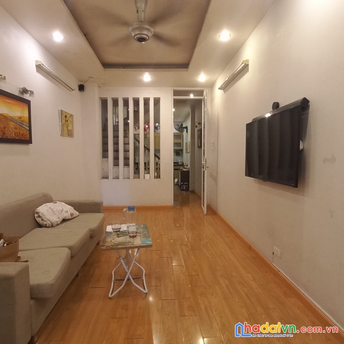 Siêu hiếm bán nhà quận thanh xuân khương trung 40m 4 tầng mặt tiền 4m ô tô đỗ cổng ở ngay nhỉnh 4