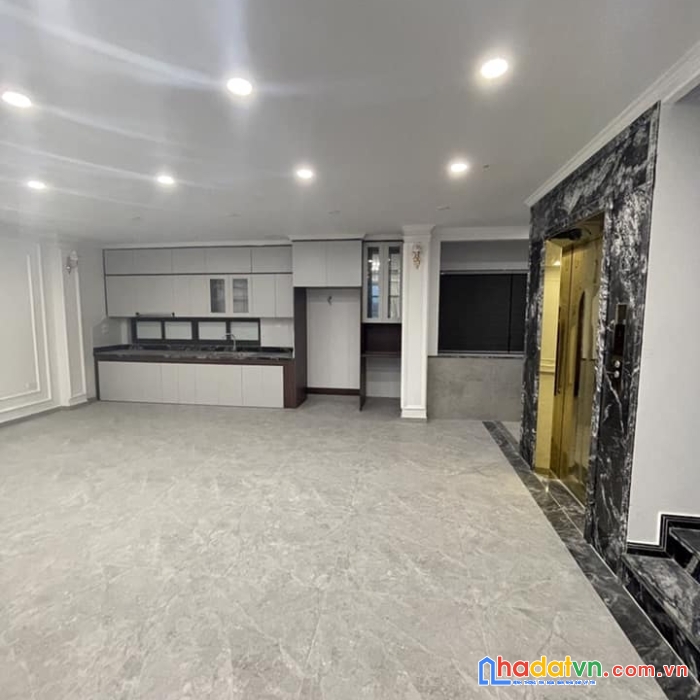 Nhà đội cấn cực đẹp 90m2 - gara 2 ô tô - thang máy vù vù - trung tâm ba đình – giá nhỉnh 24 tỷ