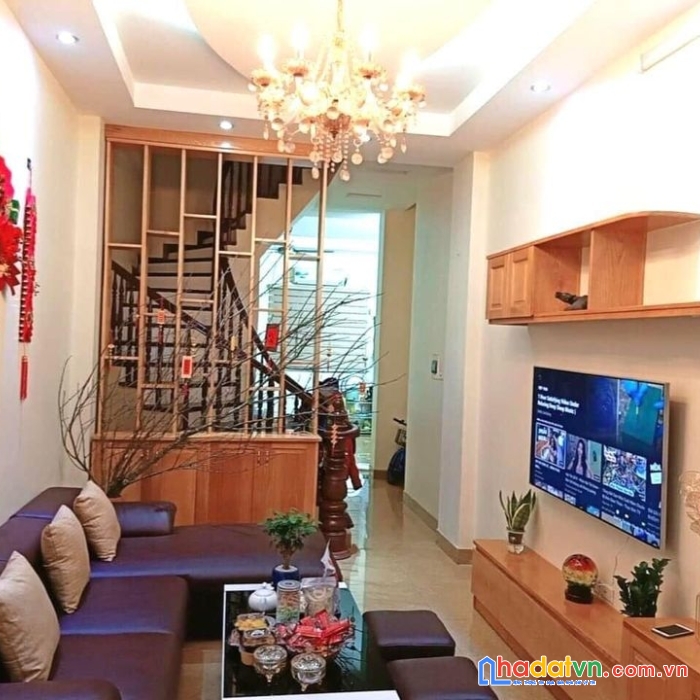 Bán nhà cầu giấy đẹp như ngọc trinh 4t x 45m2 - mt 4m - gía nhỉnh 4 tỷ