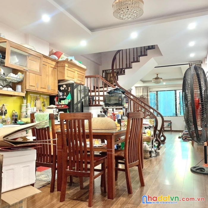 Cho thuê nhà riêng pháo đài láng đống đa